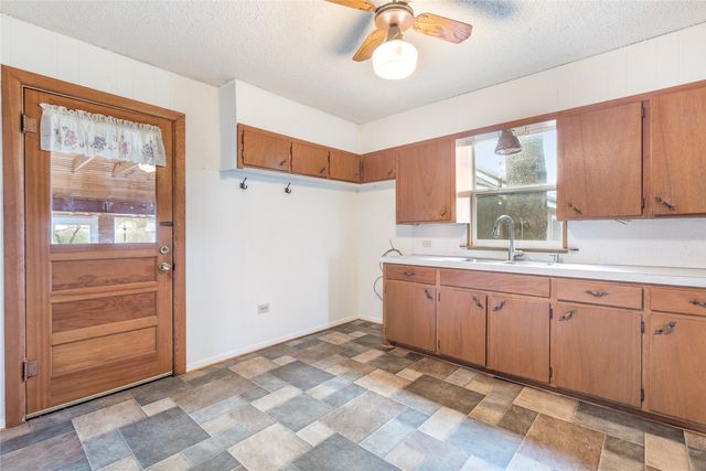 1912 E Texas Street, Denison, TX 75021