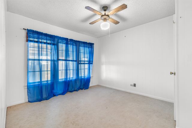 1912 E Texas Street, Denison, TX 75021