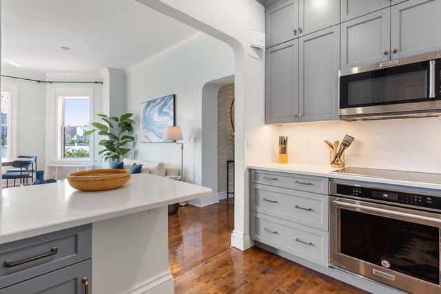 286 Beacon Street 8, Boston, MA 02116