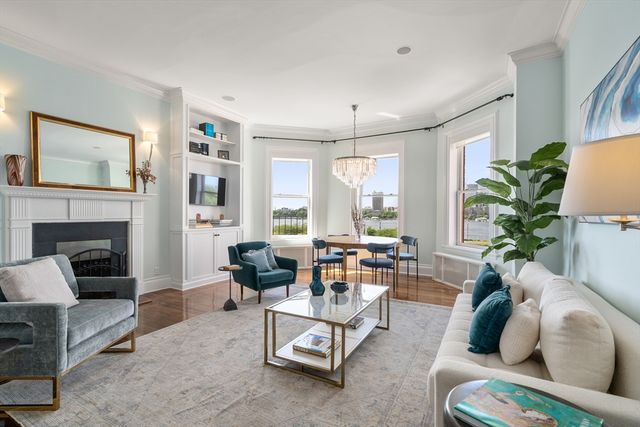 286 Beacon Street 8, Boston, MA 02116