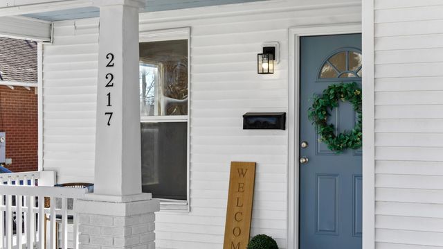 2217 N National Avenue, Springfield, MO 65803