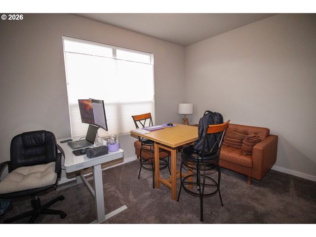 1683 S QUARTZ Dr, Cornelius, OR 97113