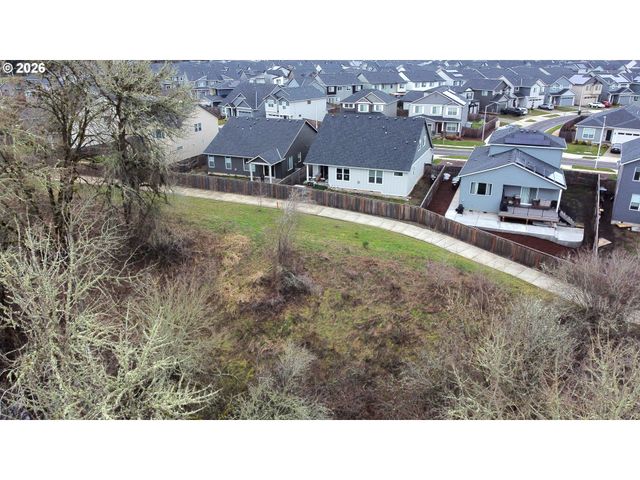 1683 S QUARTZ Dr, Cornelius, OR 97113