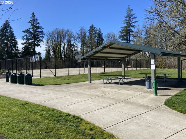 1683 S QUARTZ Dr, Cornelius, OR 97113