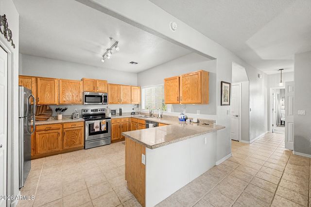 2801 N LITCHFIELD Road 82, Goodyear, AZ 85395