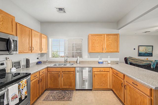 2801 N LITCHFIELD Road 82, Goodyear, AZ 85395