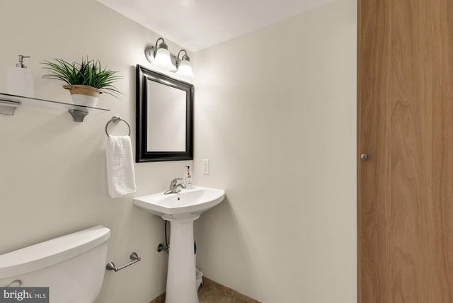 4703 4TH ST NW, Washington, DC 20011