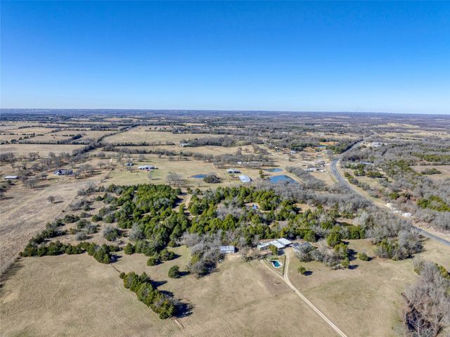 4292 State Highway 56, Bells, TX 75414