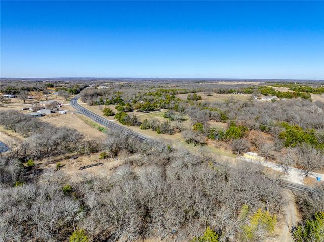 4292 State Highway 56, Bells, TX 75414