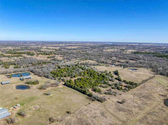 4292 State Highway 56, Bells, TX 75414