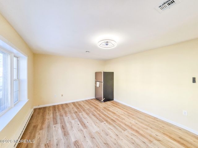 220C Manchester Lane, Monroe, NJ 08831