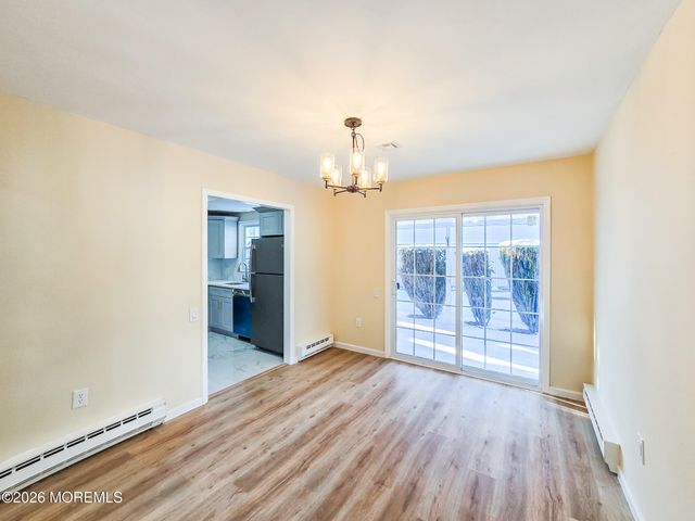 220C Manchester Lane, Monroe, NJ 08831