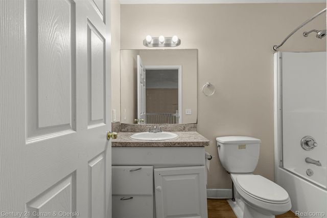 25274 Christina Drive, Brownstown Charter Township, MI 48134