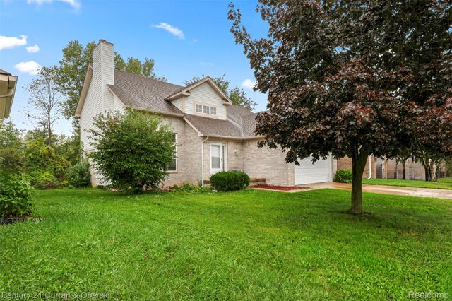 25274 Christina Drive, Brownstown Charter Township, MI 48134