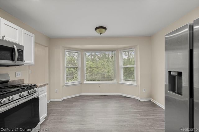 25274 Christina Drive, Brownstown Charter Township, MI 48134