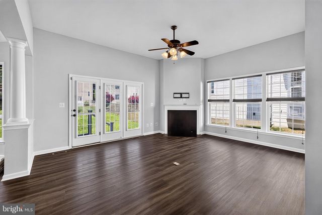 9036 WOODPECKER CT, Gainesville, VA 20155