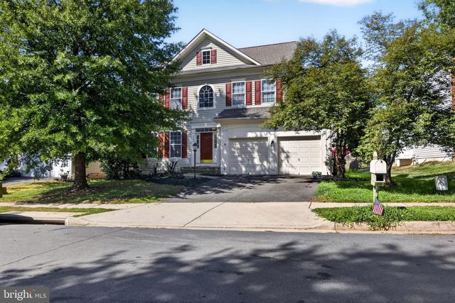 9036 WOODPECKER CT, Gainesville, VA 20155