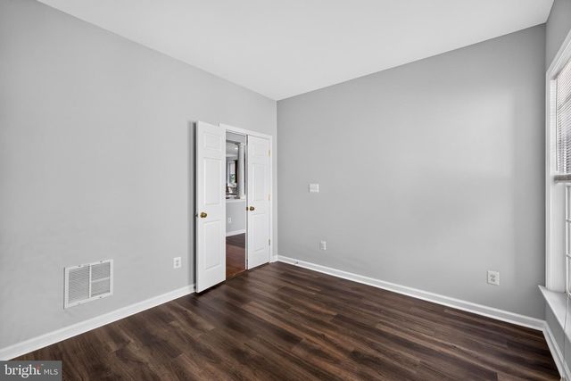 9036 WOODPECKER CT, Gainesville, VA 20155
