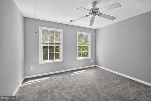 9036 WOODPECKER CT, Gainesville, VA 20155