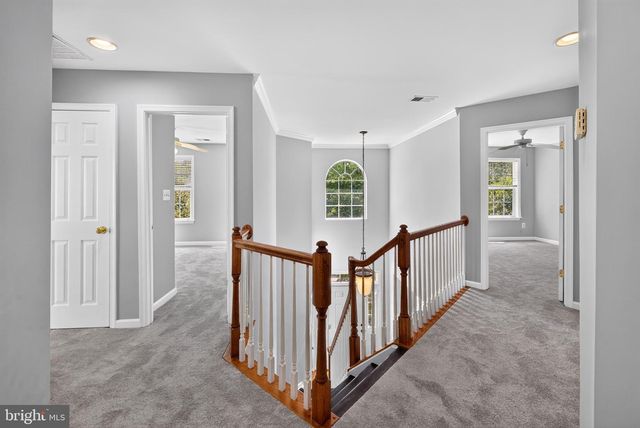 9036 WOODPECKER CT, Gainesville, VA 20155