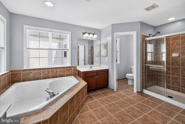 9036 WOODPECKER CT, Gainesville, VA 20155