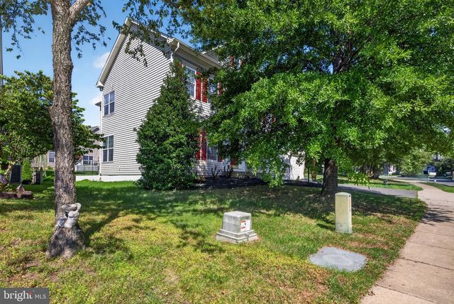 9036 WOODPECKER CT, Gainesville, VA 20155