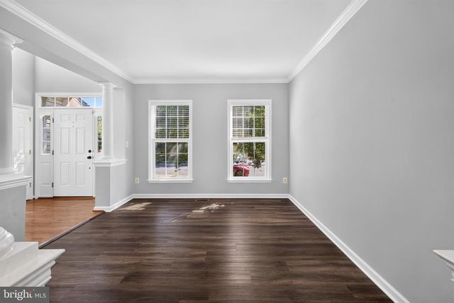 9036 WOODPECKER CT, Gainesville, VA 20155