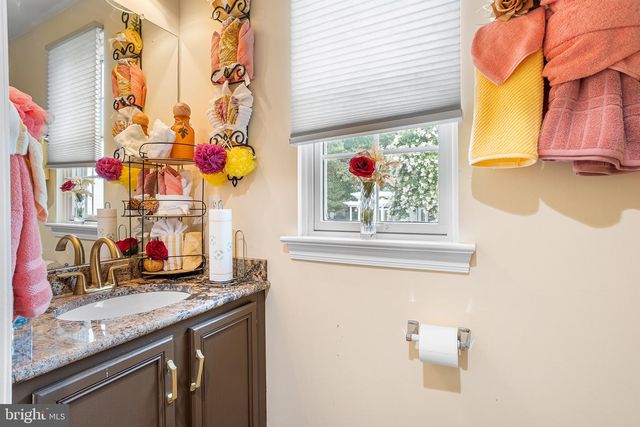 1729 BIDEN LN, Williamstown, NJ 08094