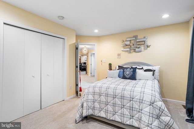 1729 BIDEN LN, Williamstown, NJ 08094