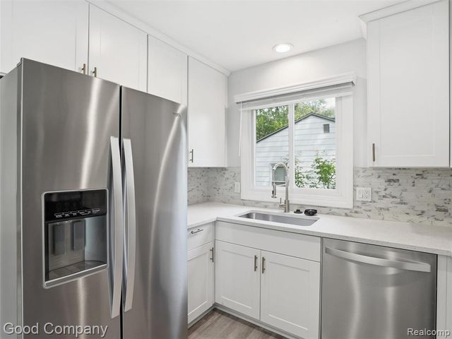 2793 Weaverton Road, Rochester Hills, MI 48307