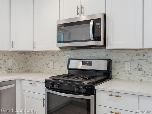 2793 Weaverton Road, Rochester Hills, MI 48307