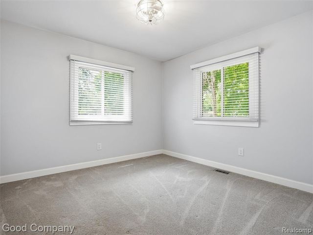 2793 Weaverton Road, Rochester Hills, MI 48307