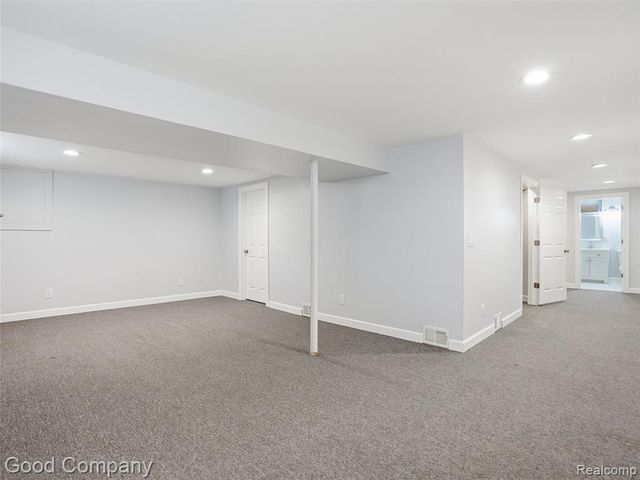 2793 Weaverton Road, Rochester Hills, MI 48307