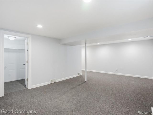 2793 Weaverton Road, Rochester Hills, MI 48307