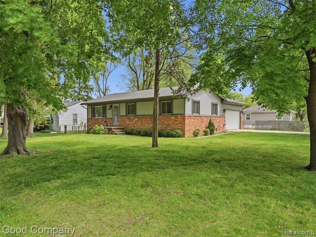 2793 Weaverton Road, Rochester Hills, MI 48307
