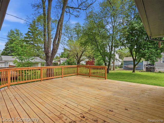 2793 Weaverton Road, Rochester Hills, MI 48307