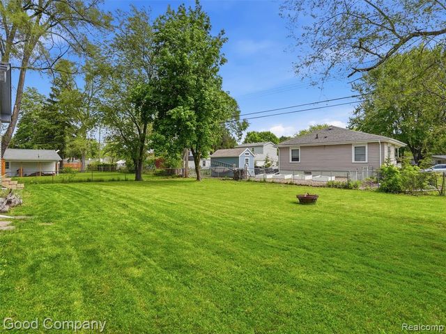 2793 Weaverton Road, Rochester Hills, MI 48307