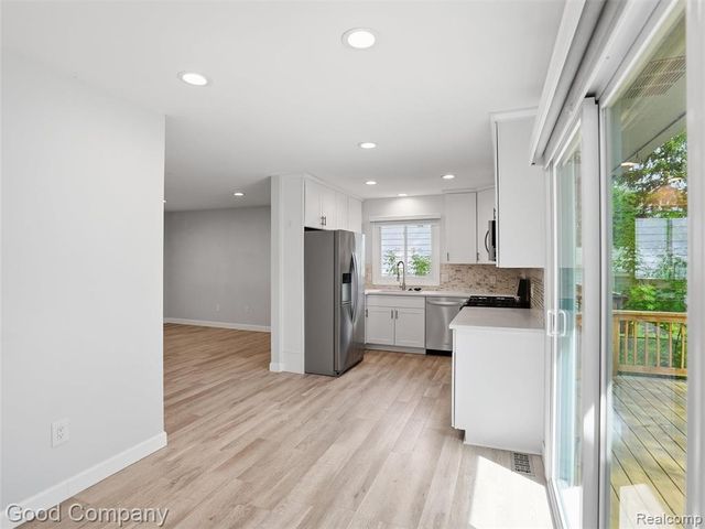 2793 Weaverton Road, Rochester Hills, MI 48307