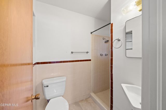 1512 Meadowview Drive, El Paso, TX 79925