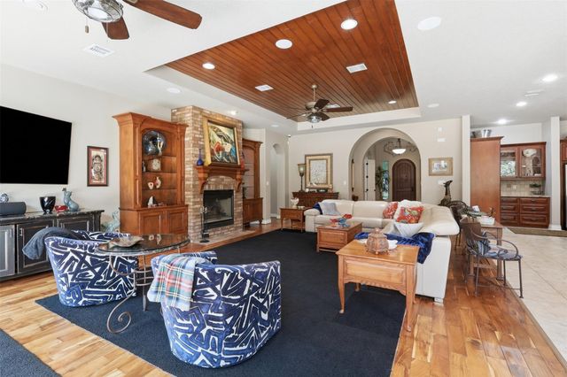151 Lyndsey Drive, Montgomery, TX 77316