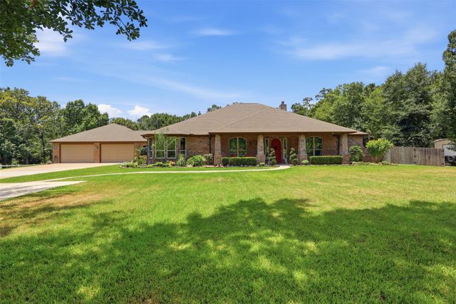 151 Lyndsey Drive, Montgomery, TX 77316