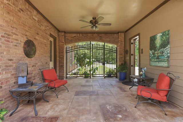 151 Lyndsey Drive, Montgomery, TX 77316