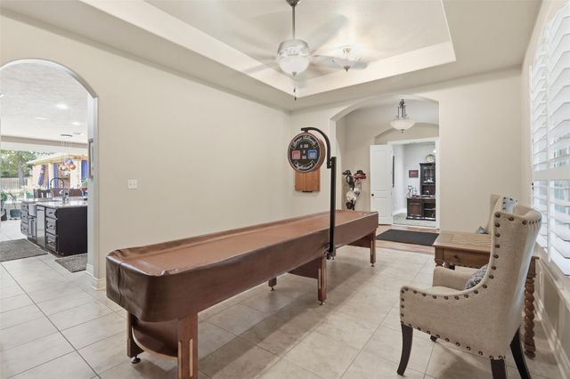 151 Lyndsey Drive, Montgomery, TX 77316