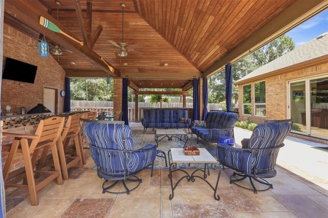 151 Lyndsey Drive, Montgomery, TX 77316