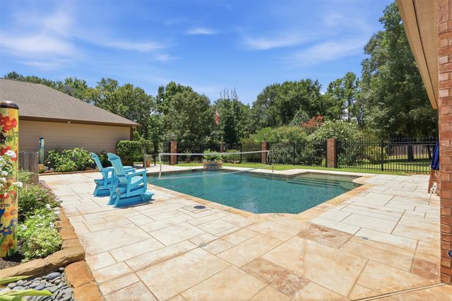 151 Lyndsey Drive, Montgomery, TX 77316