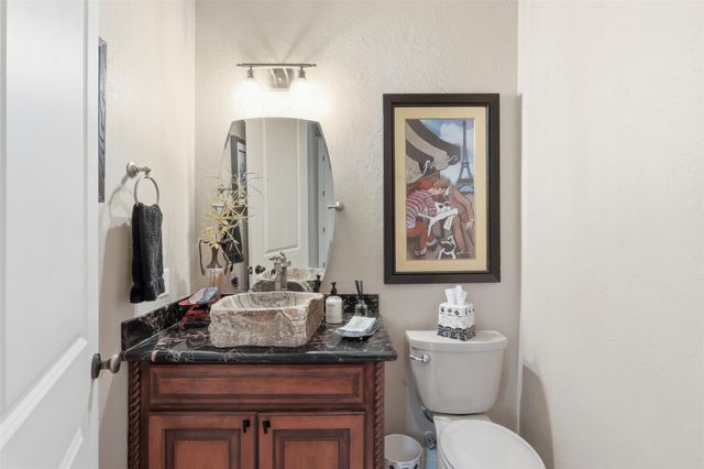 151 Lyndsey Drive, Montgomery, TX 77316