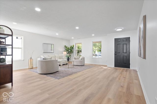 11780 Copper Mines Way, Fishers, IN 46038