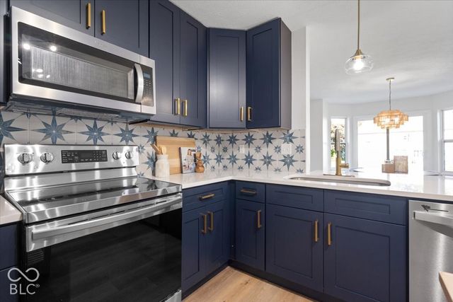 11780 Copper Mines Way, Fishers, IN 46038