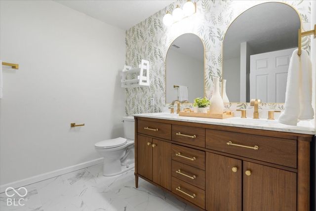 11780 Copper Mines Way, Fishers, IN 46038