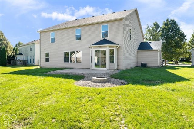 11780 Copper Mines Way, Fishers, IN 46038